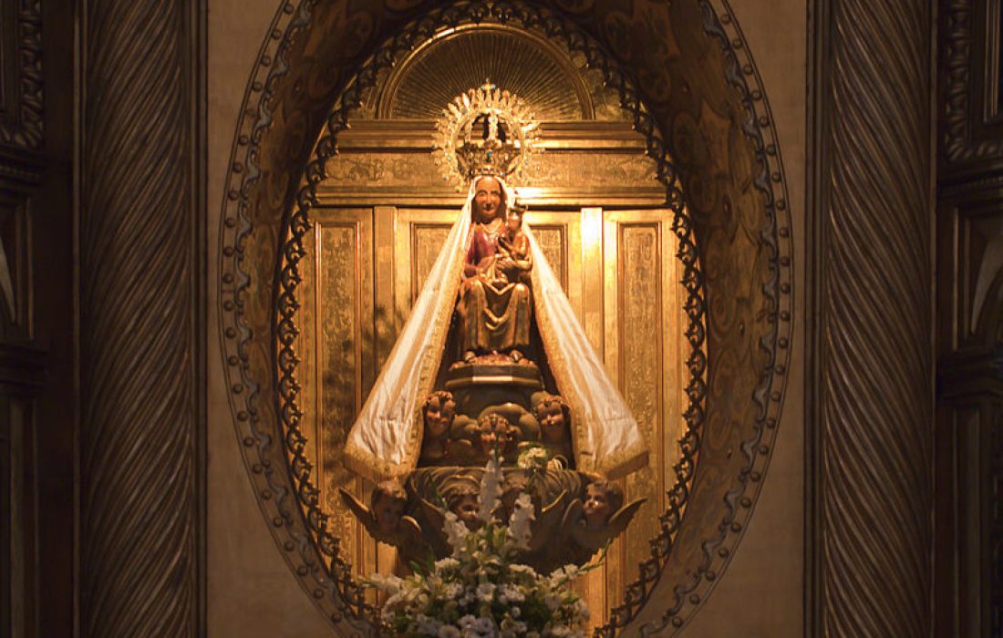 800px-Basílica_de_Nuestra_Señora_de_los_Milagros,_Ágreda,_España,_2012-09-01,_DD_57